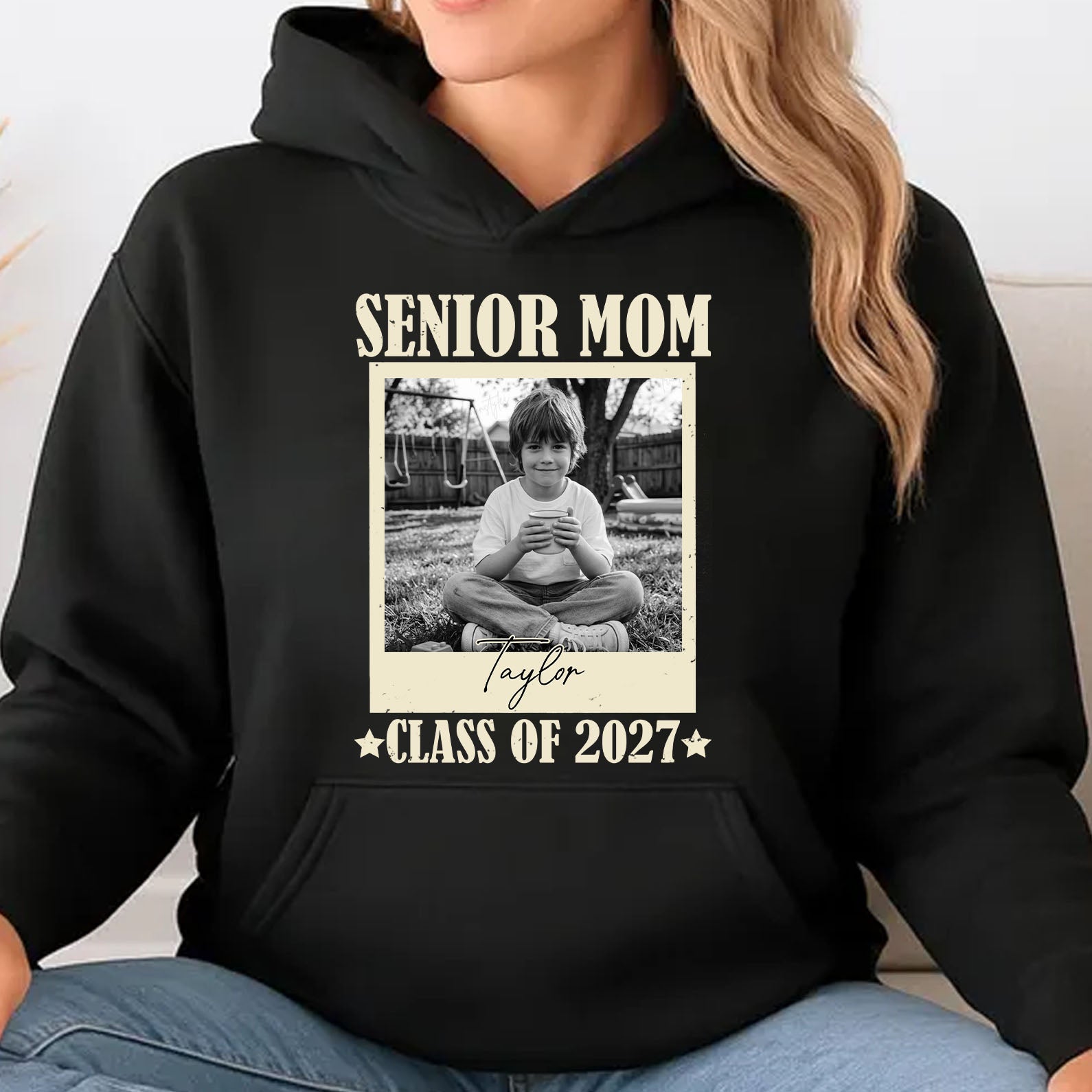 Personalized Senior Mom 2027 Shirt, Custom Photo Class of 2027 T-Shirt, High School Graduation Gift 685374