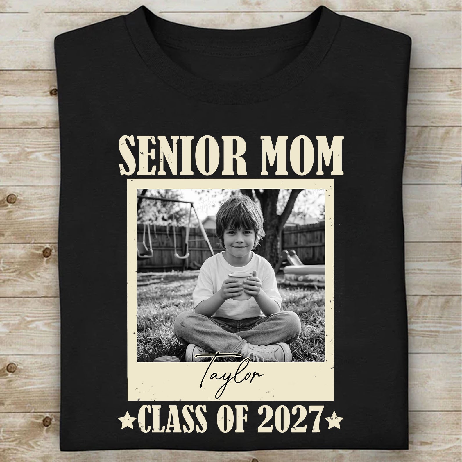 Personalized Senior Mom 2027 Shirt, Custom Photo Class of 2027 T-Shirt, High School Graduation Gift 685374