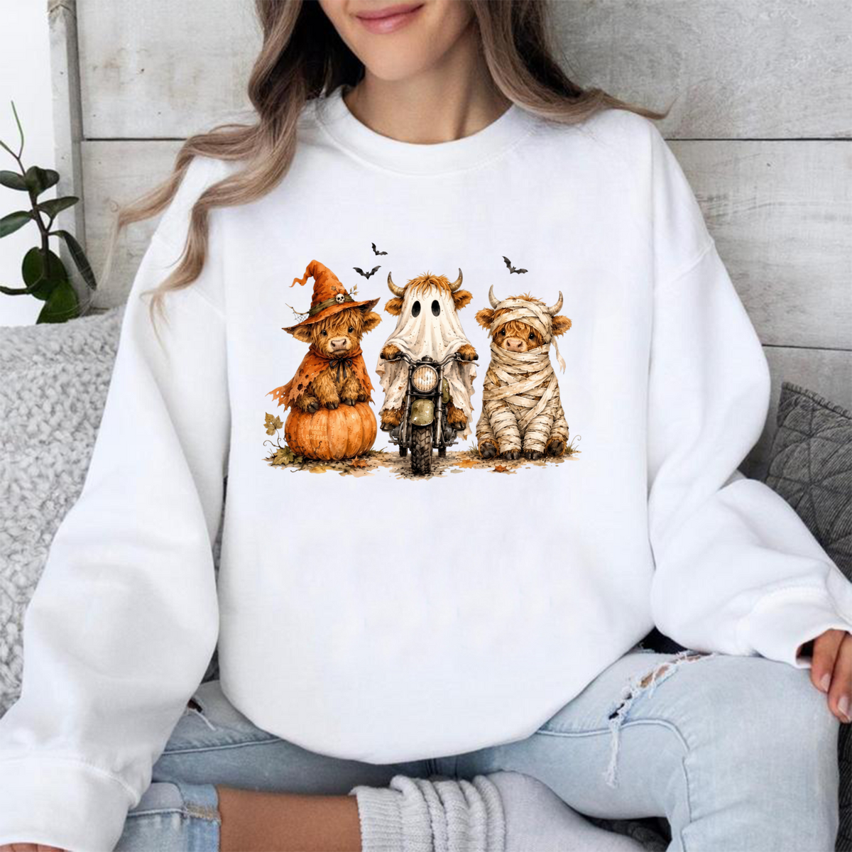 Highland Cow Halloween Shirt – Cute Spooky Cow Graphic Tee